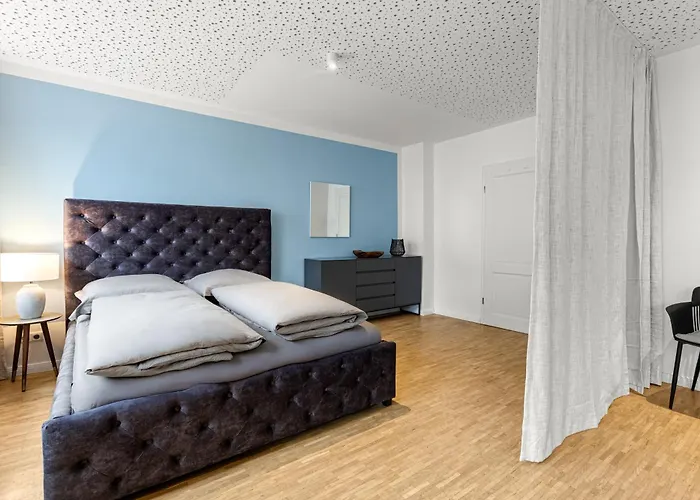 Apartament 280 Qm Billard Tischtennis Tischkicker *